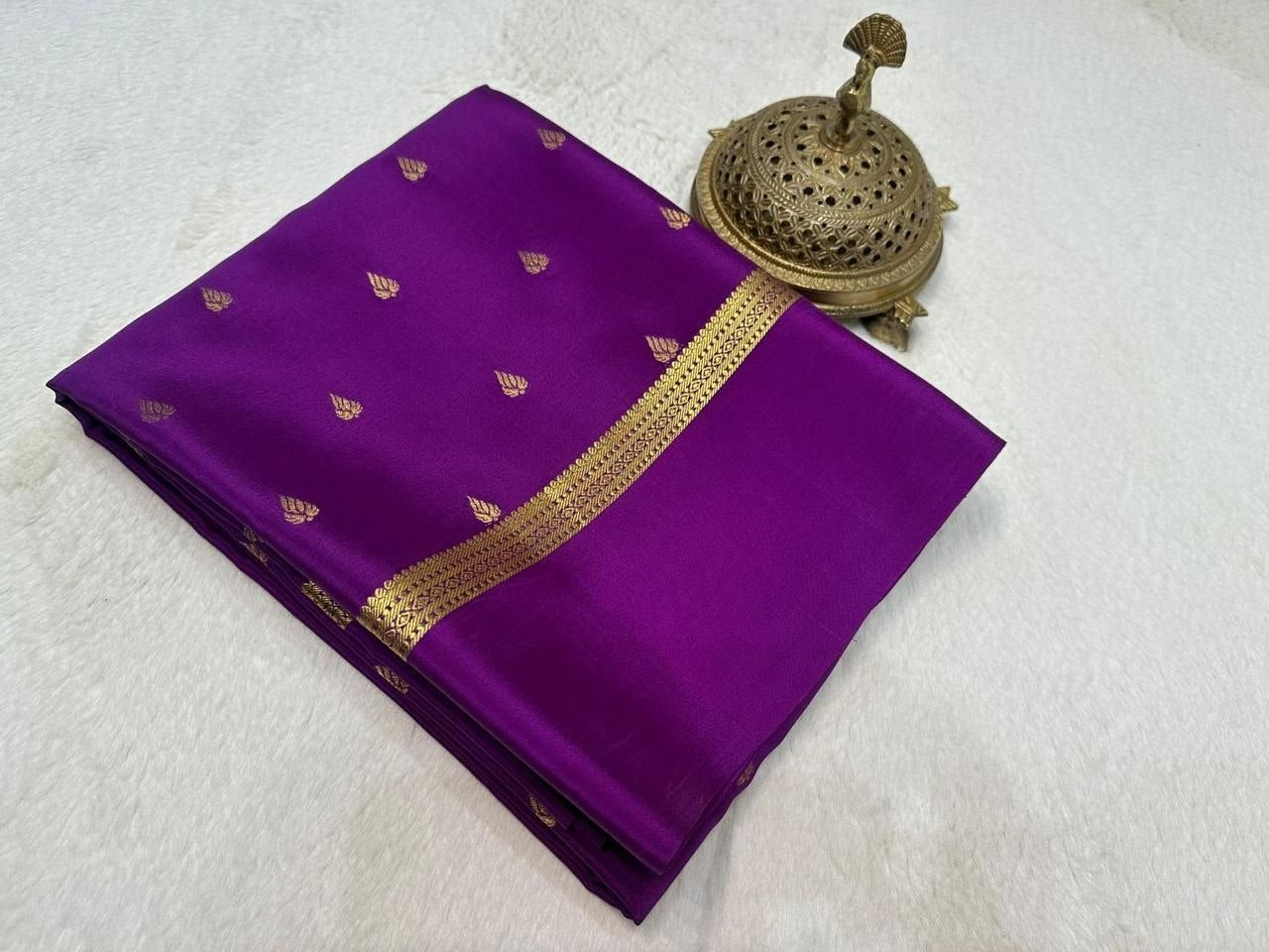 Pure Mysore Crepe Silk Saree with Peacock Butta Zari Weaving & Rich Pallu