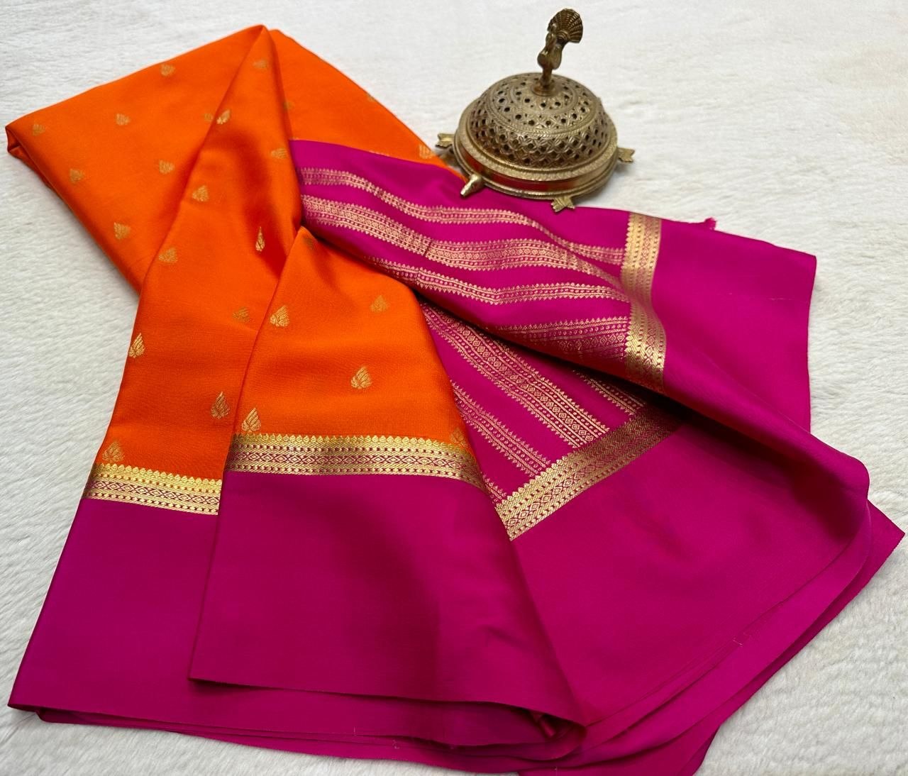 Pure Mysore Crepe Silk Saree with Peacock Butta Zari Weaving & Rich Pallu