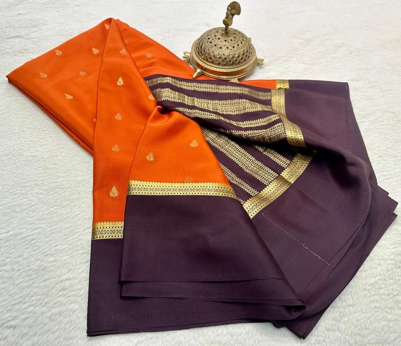 Pure Mysore Crepe Silk Saree with Peacock Butta Zari Weaving & Rich Pallu