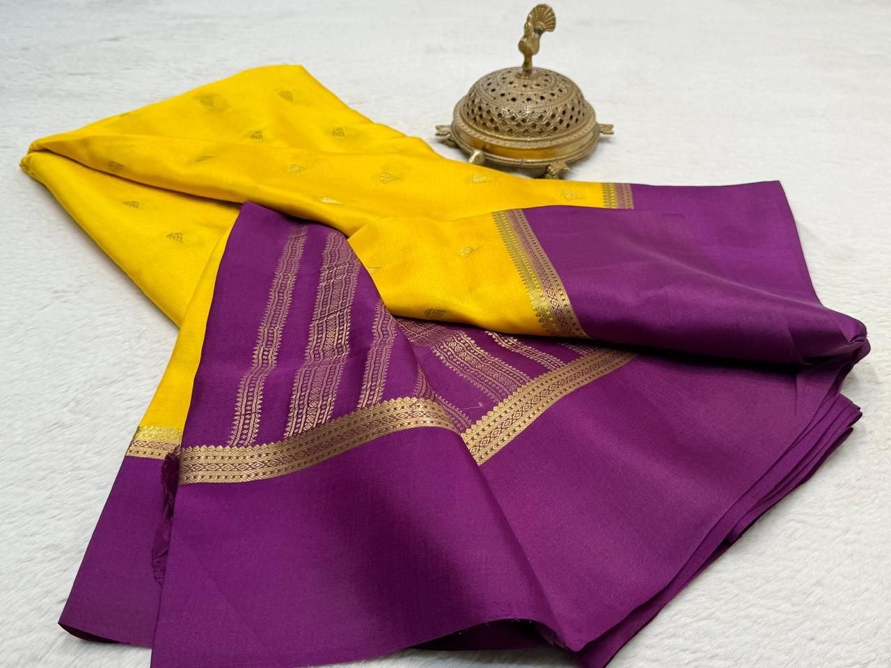 Pure Mysore Crepe Silk Saree with Peacock Butta Zari Weaving & Rich Pallu