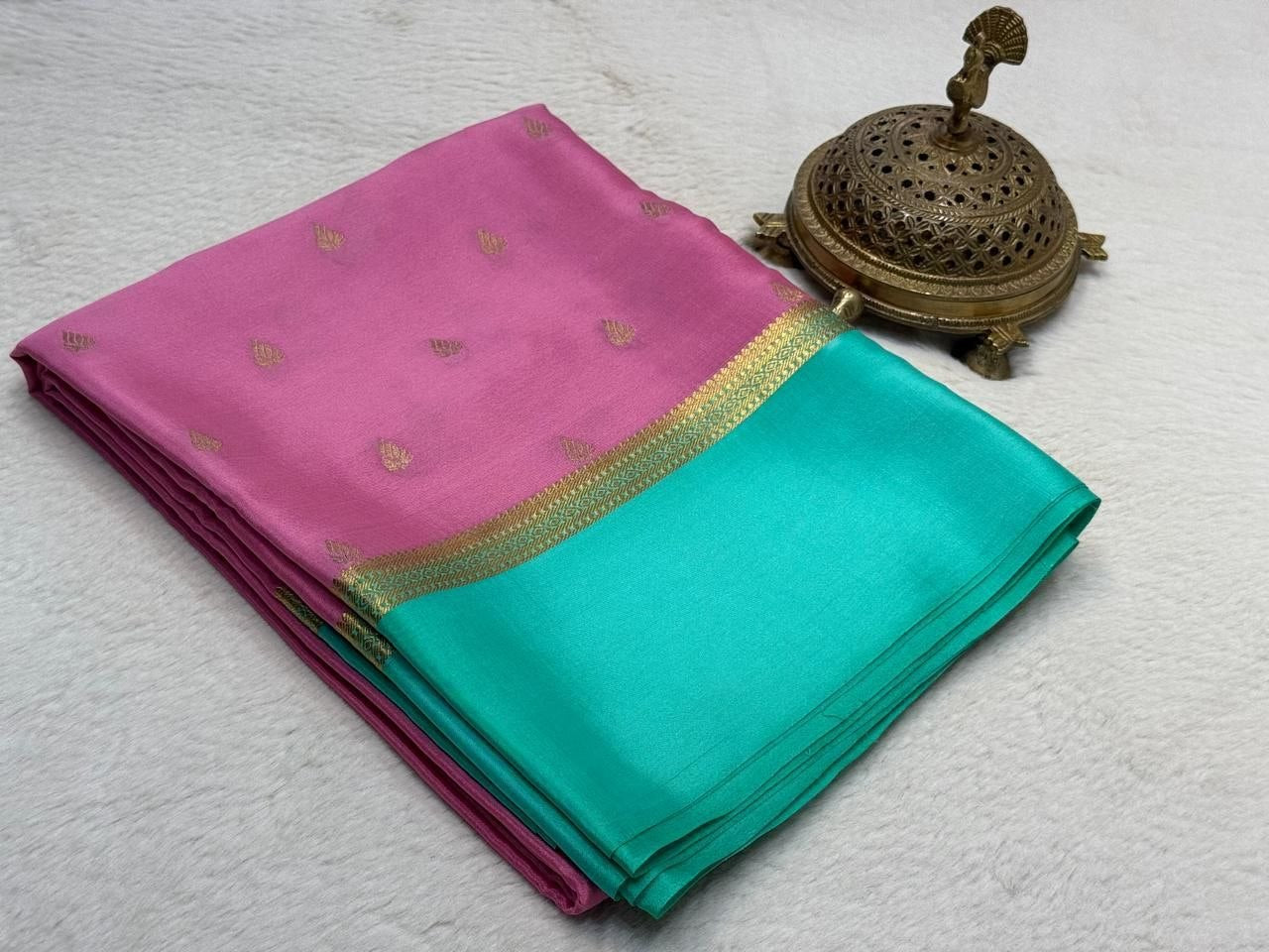 Pure Mysore Crepe Silk Saree with Peacock Butta Zari Weaving & Rich Pallu