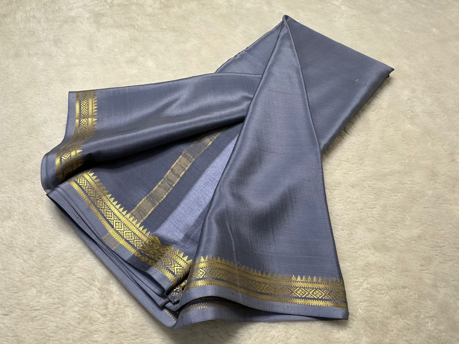 Semi Mysore Crepe Silk Fancy Tower Border Saree with Chit Pallu