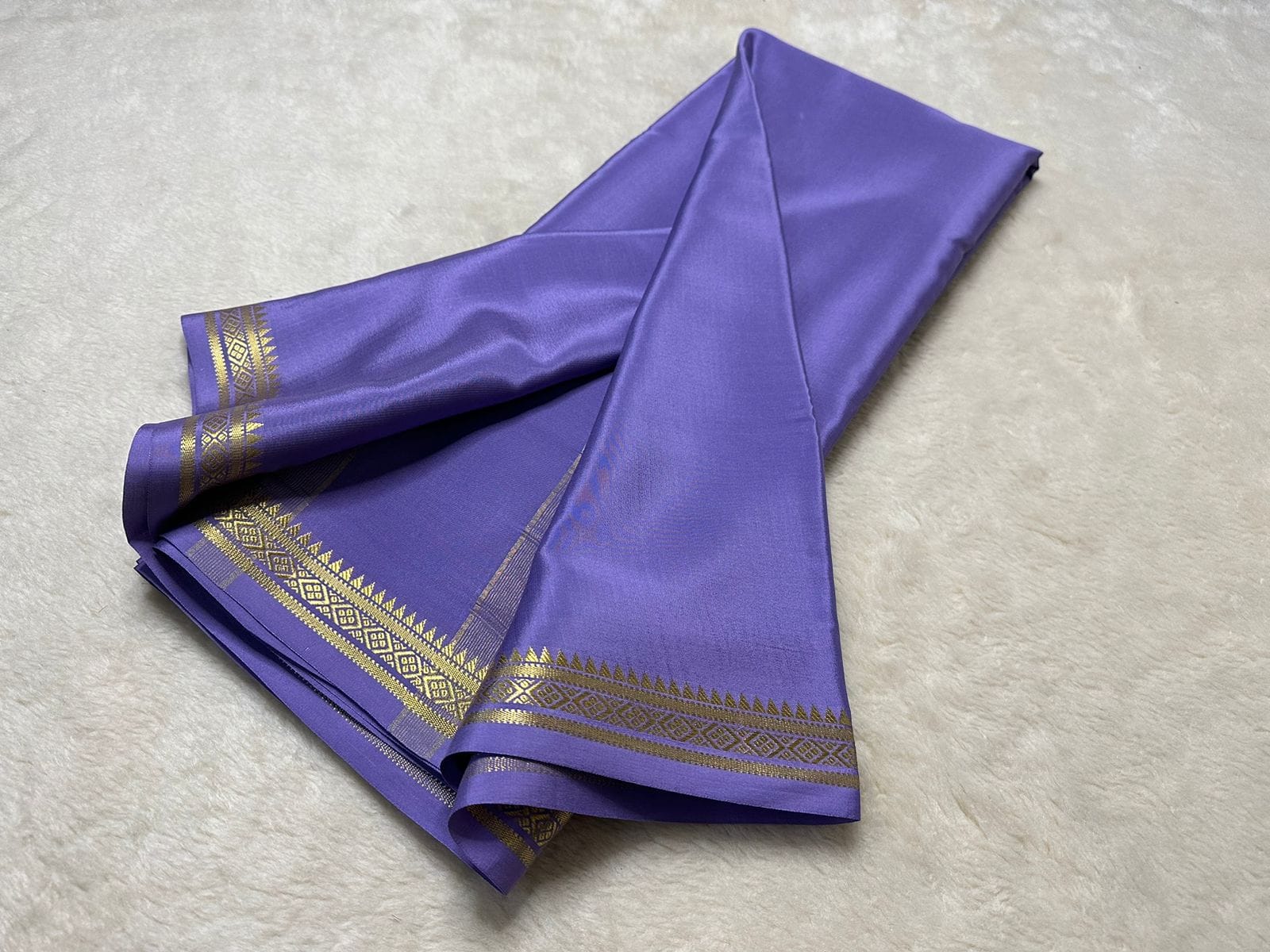 Semi Mysore Crepe Silk Fancy Tower Border Saree with Chit Pallu