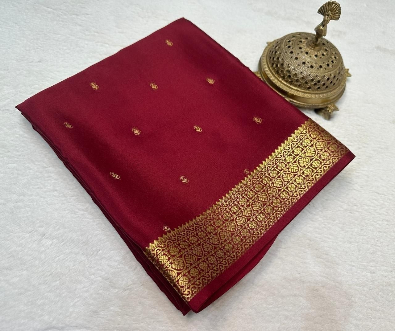 Elegant Soft Silk Saree with Golden Jari Work