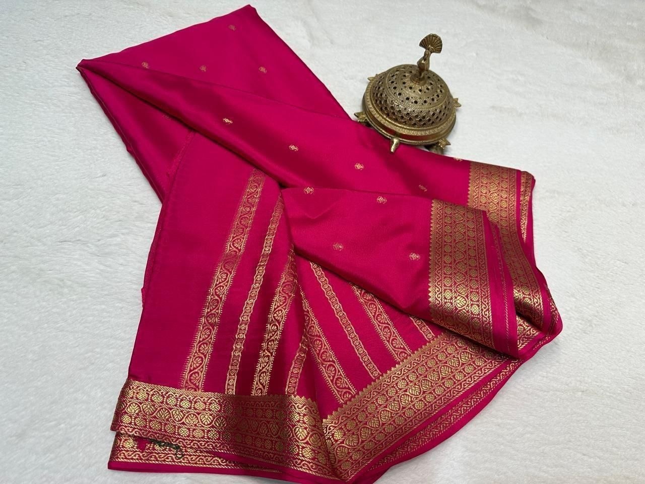 Elegant Soft Silk Saree with Golden Jari Work