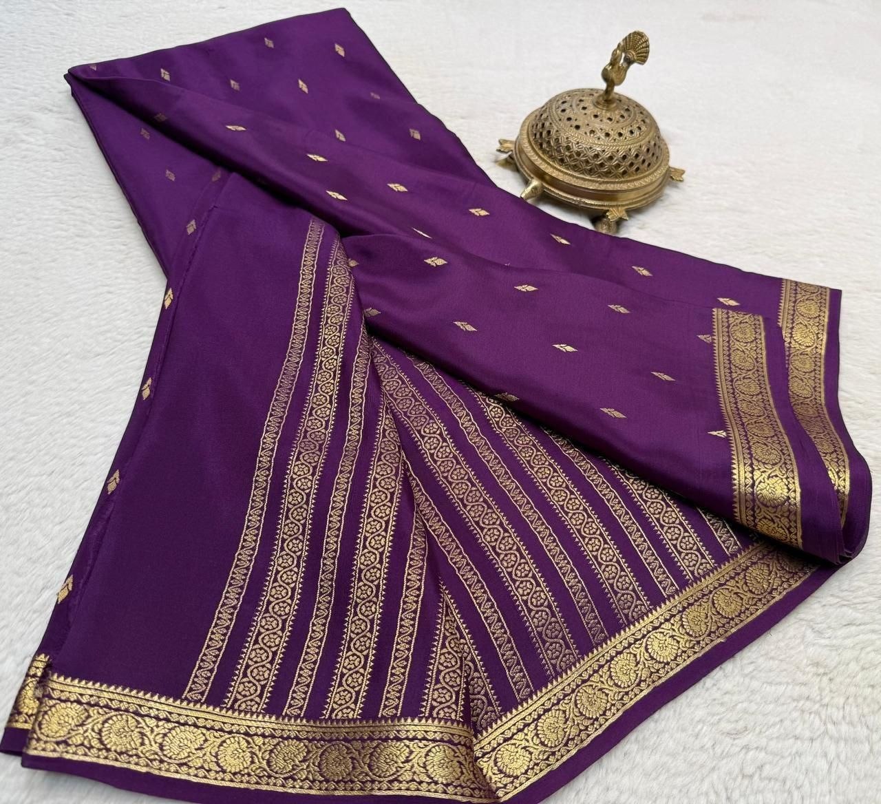 Elegant Soft Silk Saree with Golden Jari Work