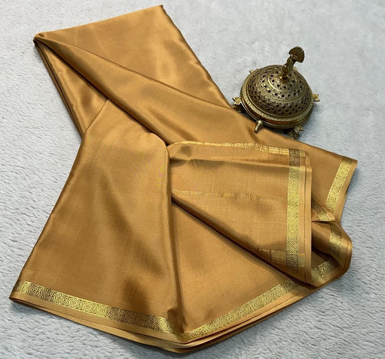 Pure Viscose Silk Small Fancy Border Saree with Chit Pallu