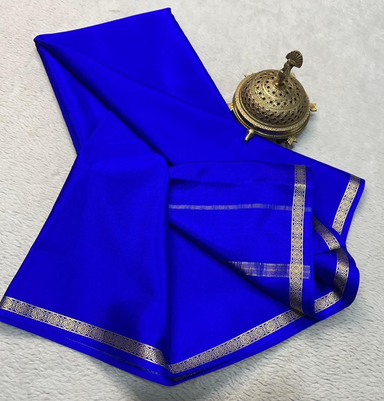 Pure Viscose Silk Small Fancy Border Saree with Chit Pallu