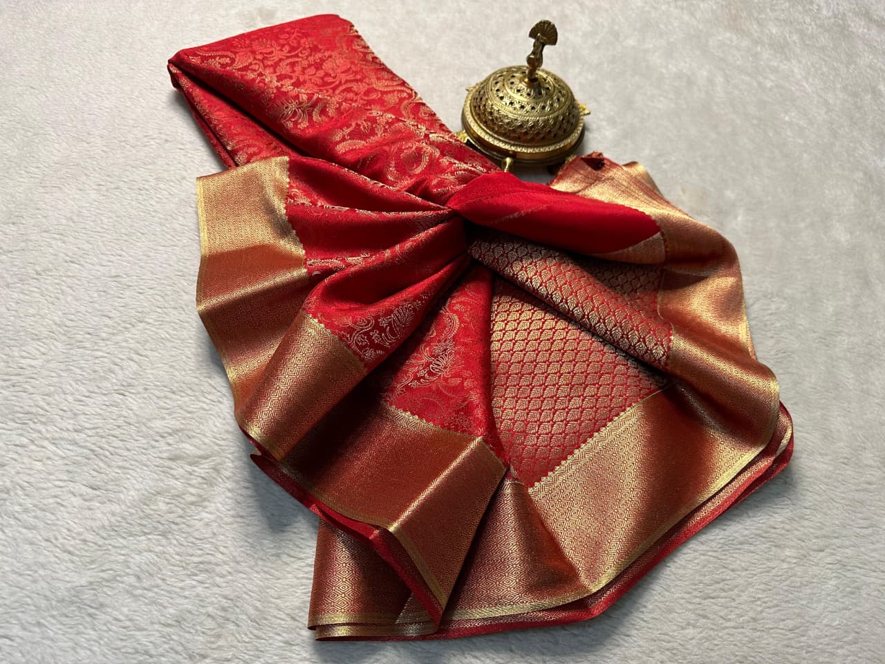 Pure Brocade Mysore Silk Saree with Zari Weaving & Rich Pallu