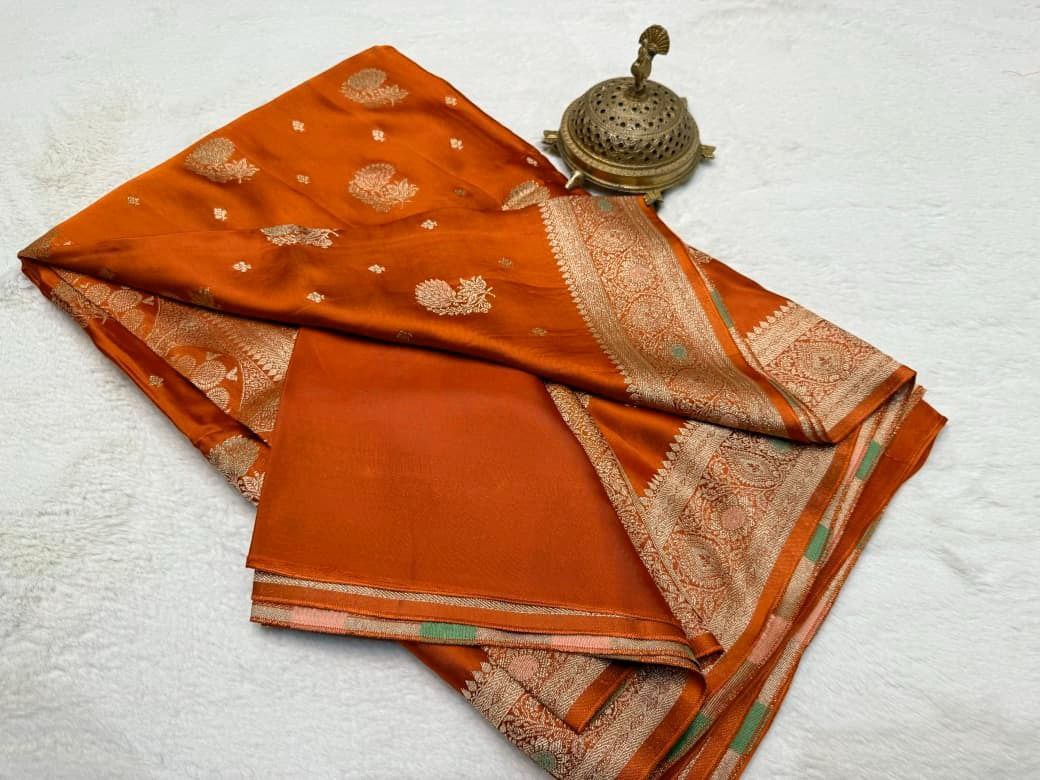 Banarasi Crepe Silk Handloom Saree with Fancy Flower Design, Rich Pallu & Designer Blouse