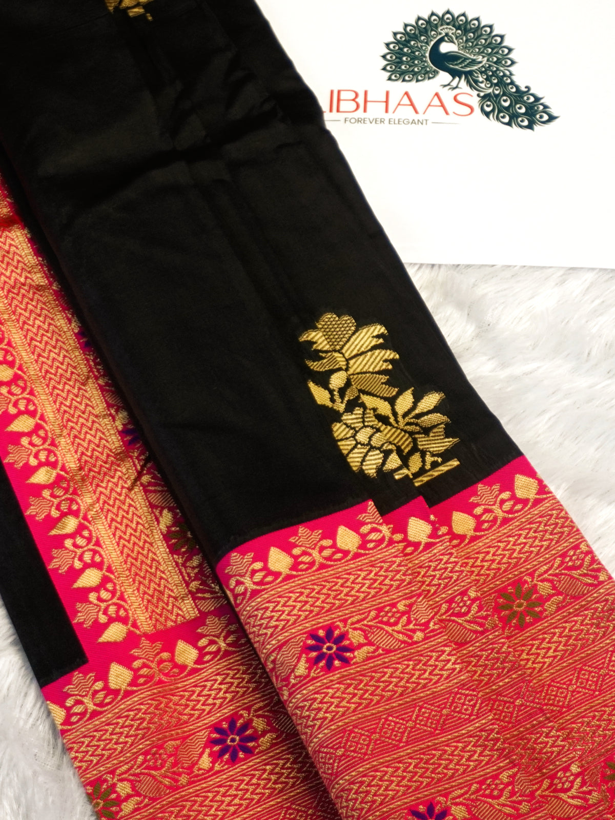 Royal Bridal Banarasi Katan Silk Saree with Elegant Border Detailing