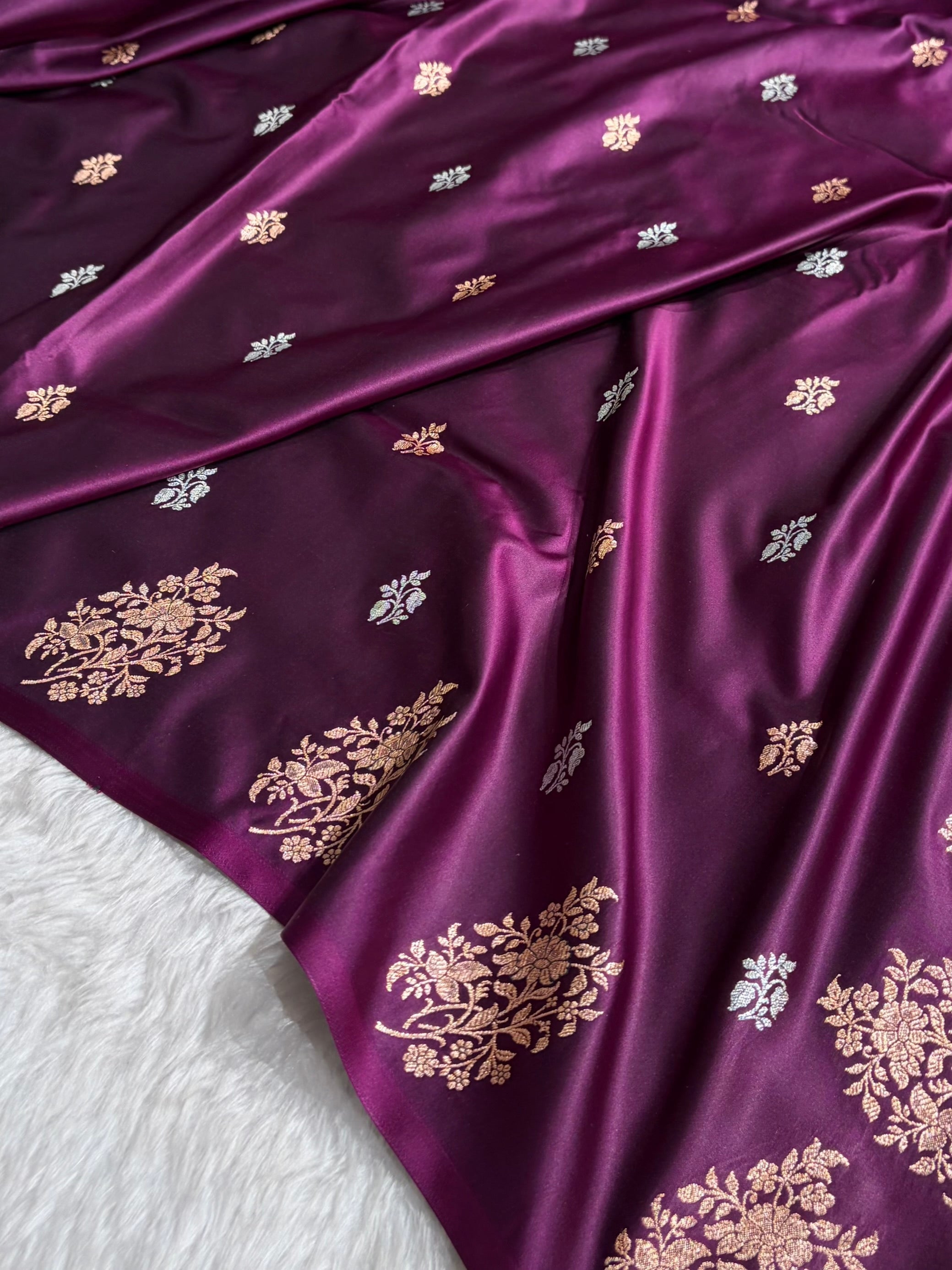 Elegant Satin Silk Saree with Woven Floral Buttis & Zari Border