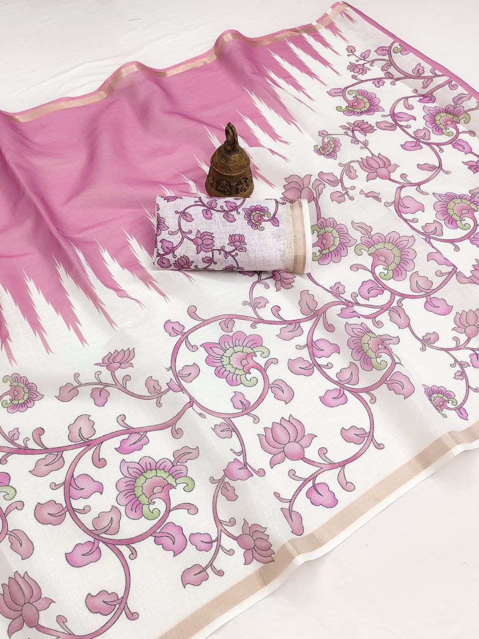 Elegant Off-White & Pink Floral  Printed Linen Saree with Temple Border