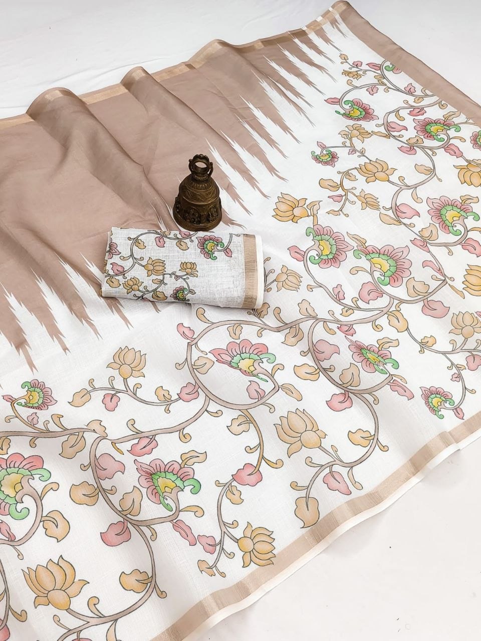 Elegant Off-White & Pink Floral  Printed Linen Saree with Temple Border