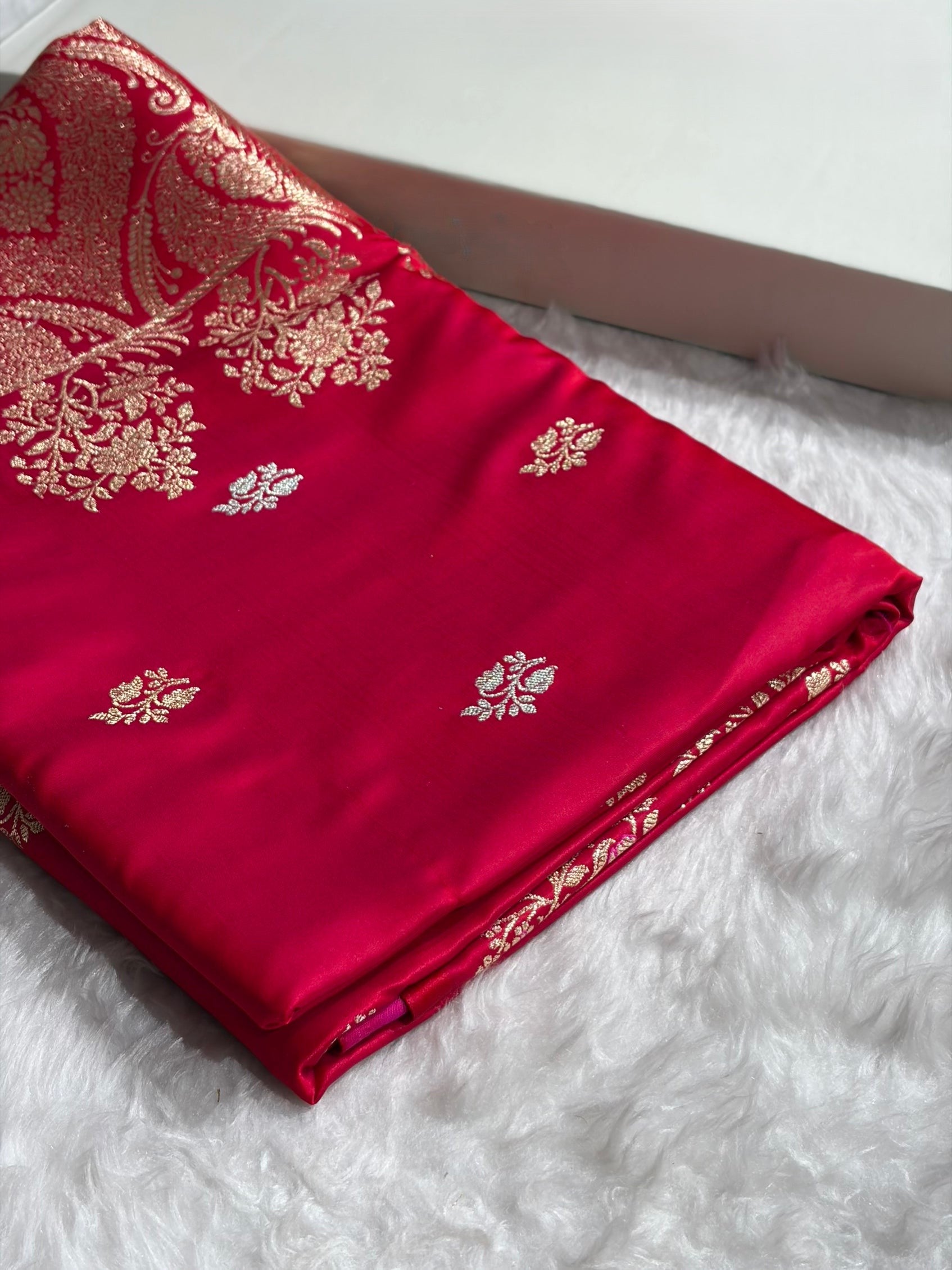 Elegant Satin Silk Saree with Woven Floral Buttis & Zari Border