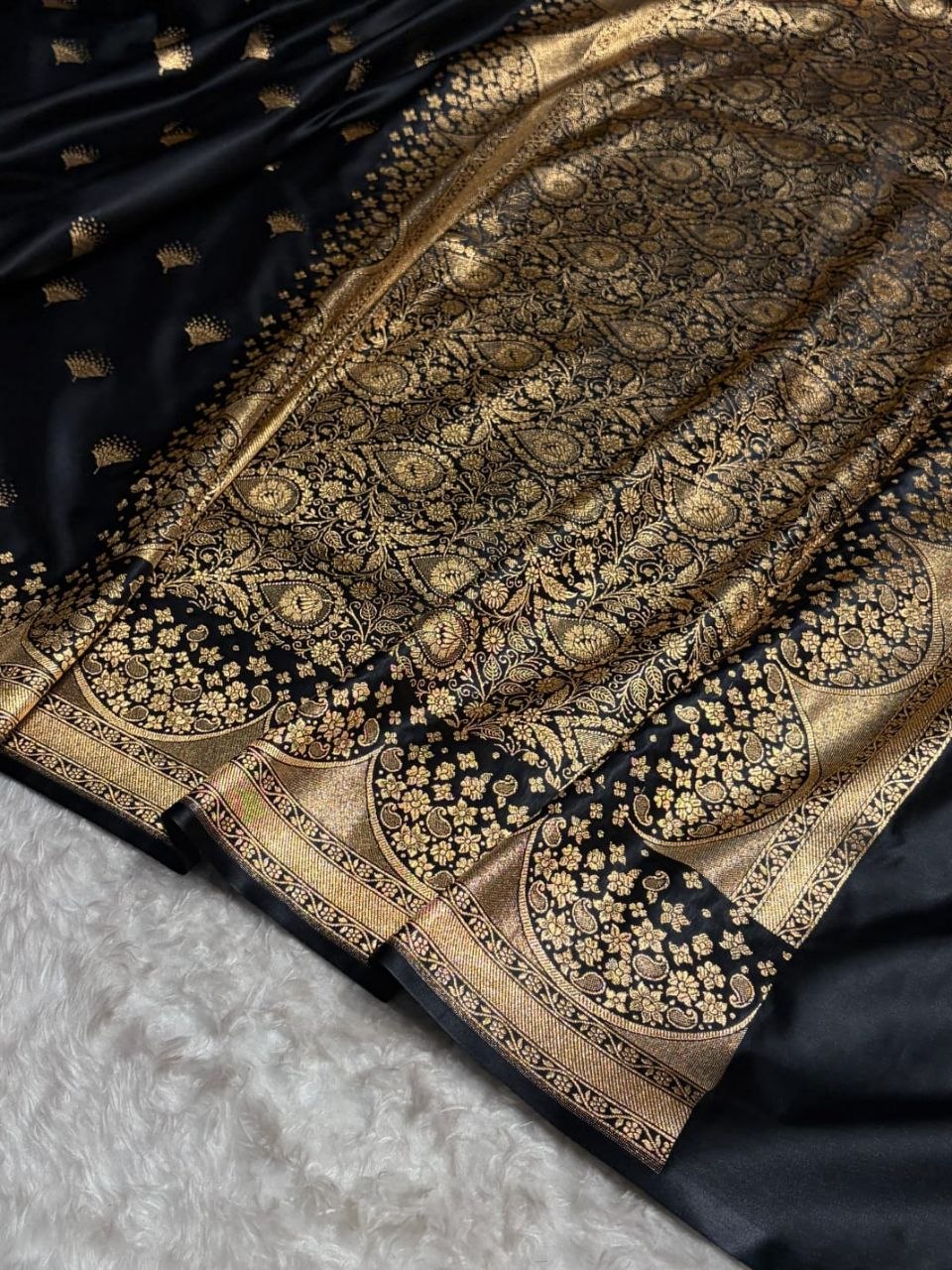 Elegant Banarasi Satin Silk Saree with Gold Butta and Zari Border